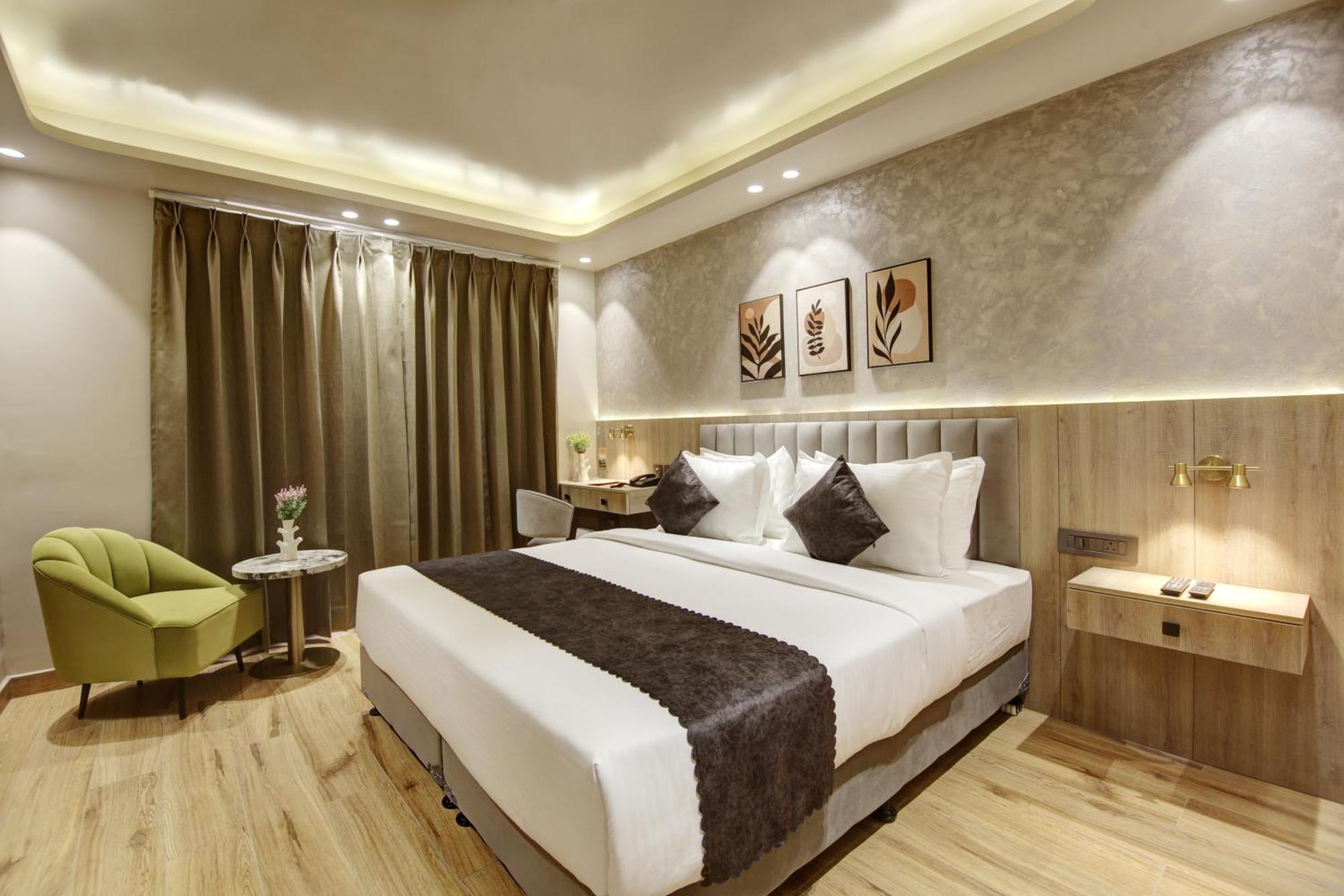 Saltstayz Premier - Near Golf Course Road & Sector 57 غورغاون المظهر الخارجي الصورة